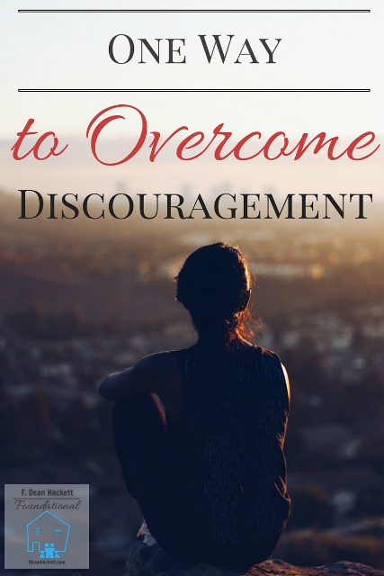 Defeating Discouragement {Grace & Truth Linkup}